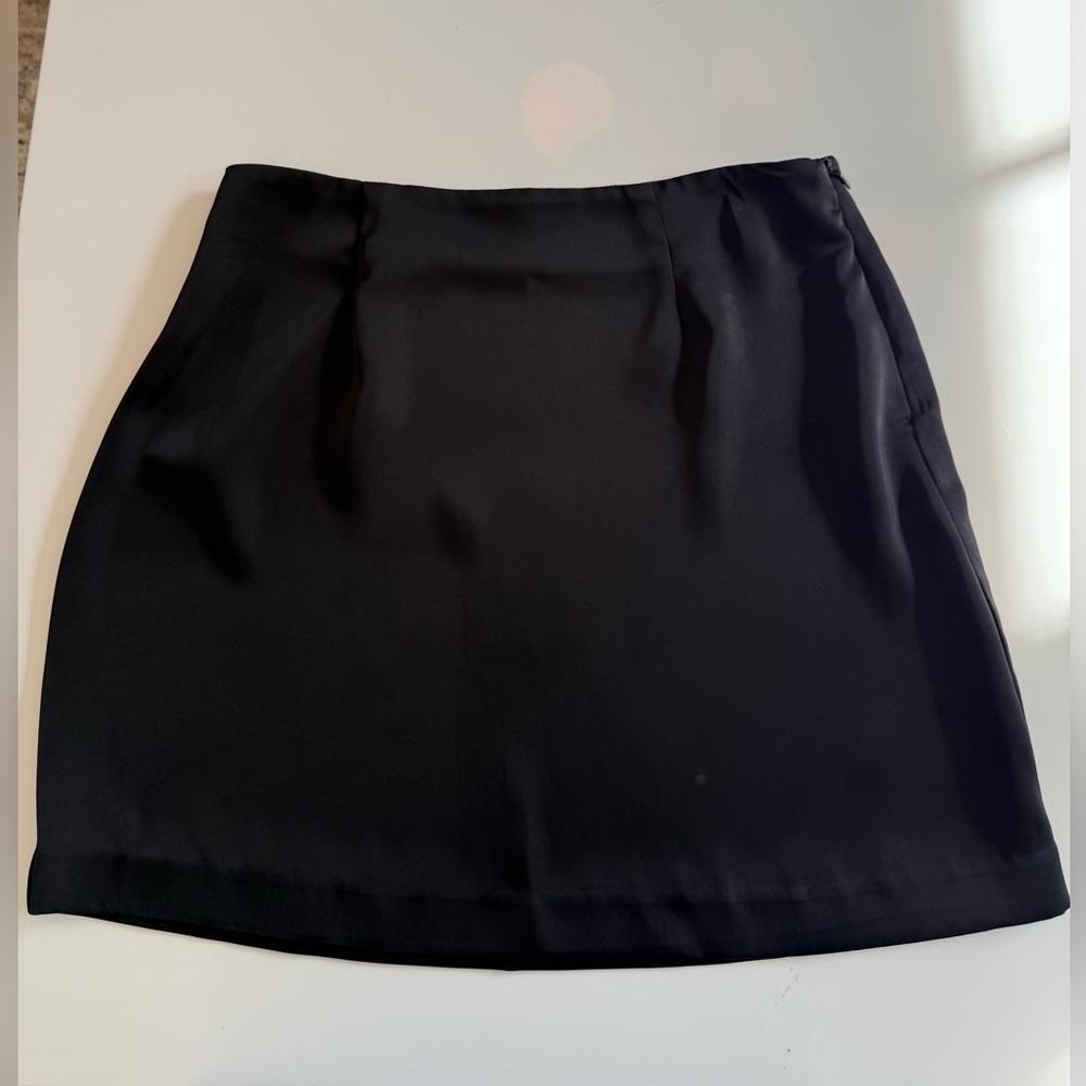 Chelsea & Violet Black Mini Skirt